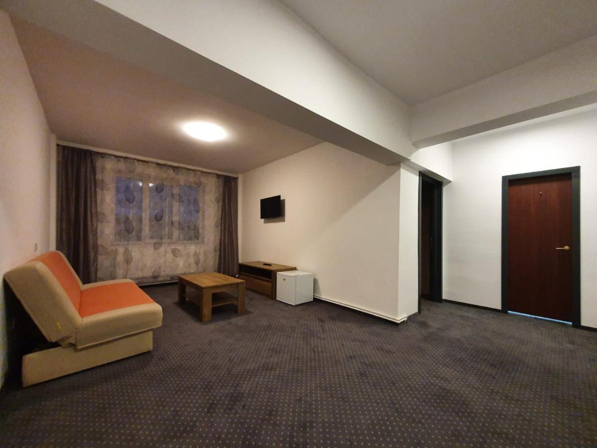 Homestay De Inchiriat - Petroshani Srl Petrosani